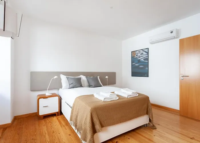 Flh Liberdade Contemporary Flat *