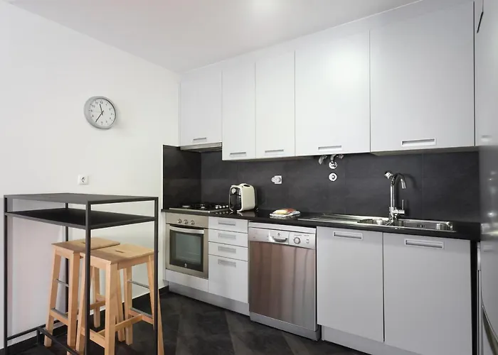 Flh Liberdade Contemporary Flat